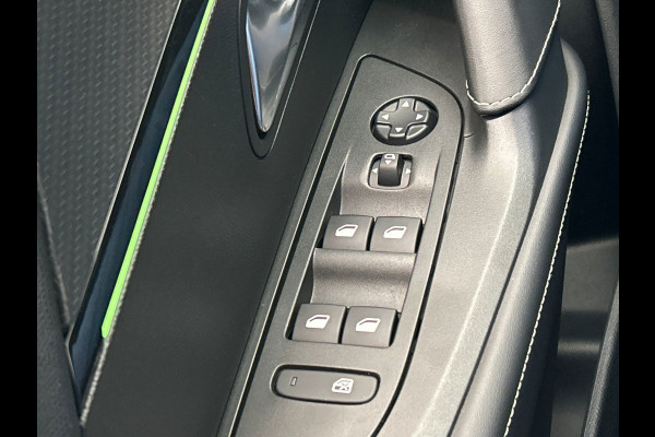 Peugeot 2008 1.2 PureTech GT-Line | Carplay | Camera | Climate/Control |Sfeer/verlichting | Cruise/Control |