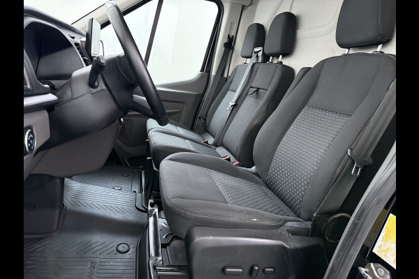 Ford Transit 310 2.0TDCI 130PK L2H2 3-Persoons Navi* Camera Apple Carplay Android Auto Cruise Control Lane Assist Pdc Trend Stoelverwarming Elek.Stoel Wifi DAB Betonplex Vloer Wandbetimmering Schuifdeur 1e Eigenaar Euro 6