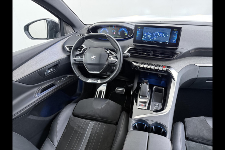 Peugeot 3008 1.6 HYbrid 225 GT VAN: 26.900,- VOOR: 23.877,- UW WKVOORDEEL: 3.023,- | PHEV | BLACK OPTIC| ELEK. STOEL + MEMORY| MASSAGESTOELEN| FOCAL AUDIO| STOELVERWARMING| CAMERA VOOR+ ACHTER| ADAPTIVE CRUISE CONTROL| DODE HOEK SENSOR| ELEK. ACHTERKLEP