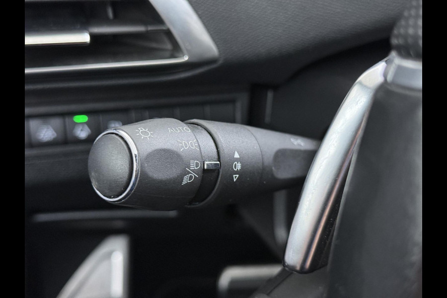 Peugeot 3008 1.6 HYbrid 225 GT VAN: 26.900,- VOOR: 23.877,- UW WKVOORDEEL: 3.023,- | PHEV | BLACK OPTIC| ELEK. STOEL + MEMORY| MASSAGESTOELEN| FOCAL AUDIO| STOELVERWARMING| CAMERA VOOR+ ACHTER| ADAPTIVE CRUISE CONTROL| DODE HOEK SENSOR| ELEK. ACHTERKLEP