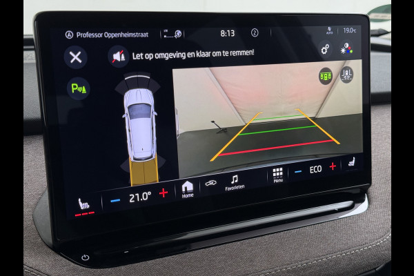 Škoda ENYAQ iV 60 First Edition Adap.Cruise Stuur+Stoelverwarming Camera 3-Zone Ecc Elek.Stoel+Memory Apple Carplay Android Auto Navi Pdc SOH 90% Keyless Advanced Matrix-Led Privacy Glas Lmv 20" DAB P-Assist Dodehoek detector Rijstrooksensor Origineel Nederlandse Auto
