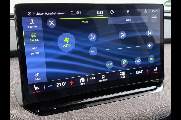 Škoda ENYAQ iV 60 First Edition Adap.Cruise Stuur+Stoelverwarming Camera 3-Zone Ecc Elek.Stoel+Memory Apple Carplay Android Auto Navi Pdc SOH 90% Keyless Advanced Matrix-Led Privacy Glas Lmv 20" DAB P-Assist Dodehoek detector Rijstrooksensor Origineel Nederlandse Auto