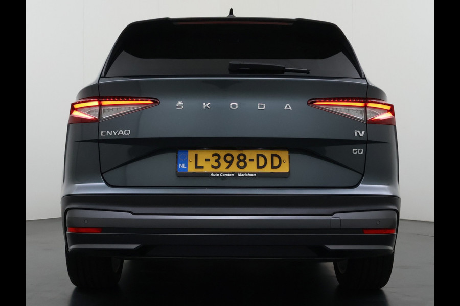 Škoda ENYAQ iV 60 First Edition Adap.Cruise Stuur+Stoelverwarming Camera 3-Zone Ecc Elek.Stoel+Memory Apple Carplay Android Auto Navi Pdc SOH 90% Keyless Advanced Matrix-Led Privacy Glas Lmv 20" DAB P-Assist Dodehoek detector Rijstrooksensor Origineel Nederlandse Auto