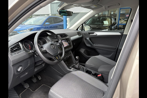 Volkswagen Tiguan 1.4 TSI Comfortline 125pk | Wegklapbare Trekhaak | Adaptive Cruise | Navi | Carplay |