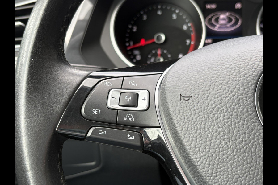 Volkswagen Tiguan 1.4 TSI Comfortline 125pk | Wegklapbare Trekhaak | Adaptive Cruise | Navi | Carplay |