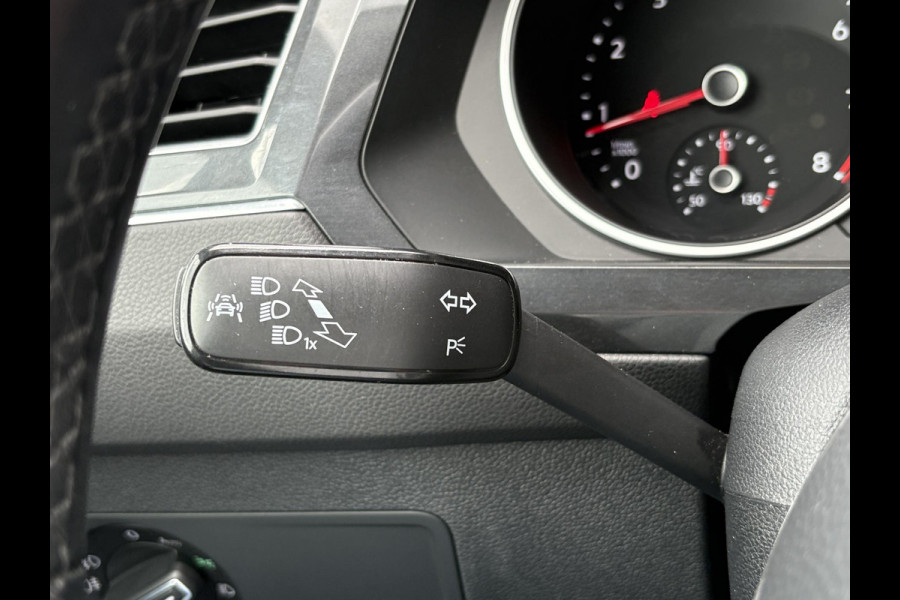 Volkswagen Tiguan 1.4 TSI Comfortline 125pk | Wegklapbare Trekhaak | Adaptive Cruise | Navi | Carplay |