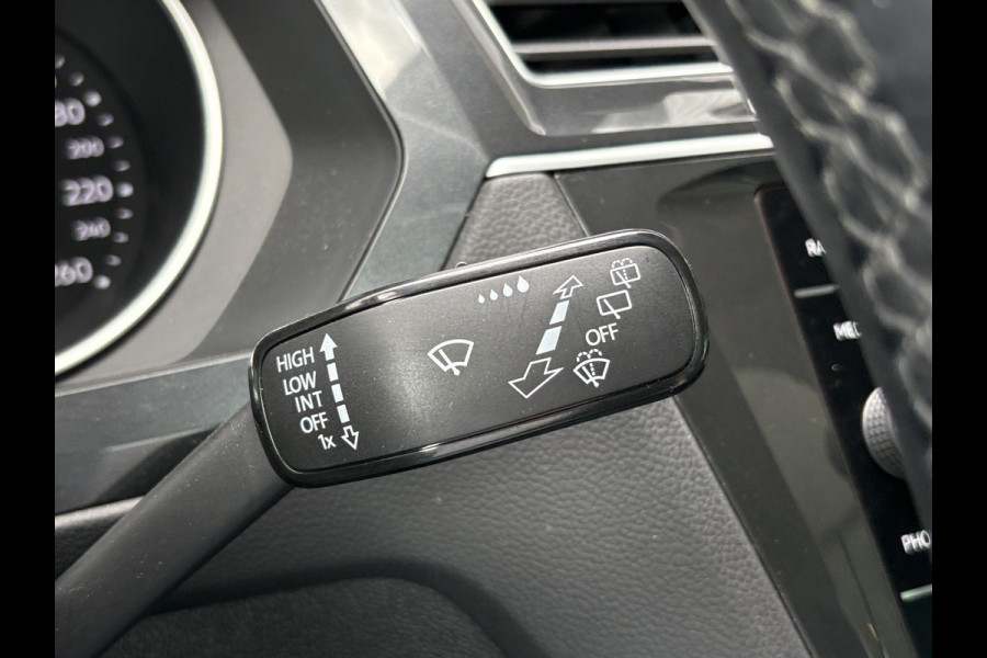 Volkswagen Tiguan 1.4 TSI Comfortline 125pk | Wegklapbare Trekhaak | Adaptive Cruise | Navi | Carplay |