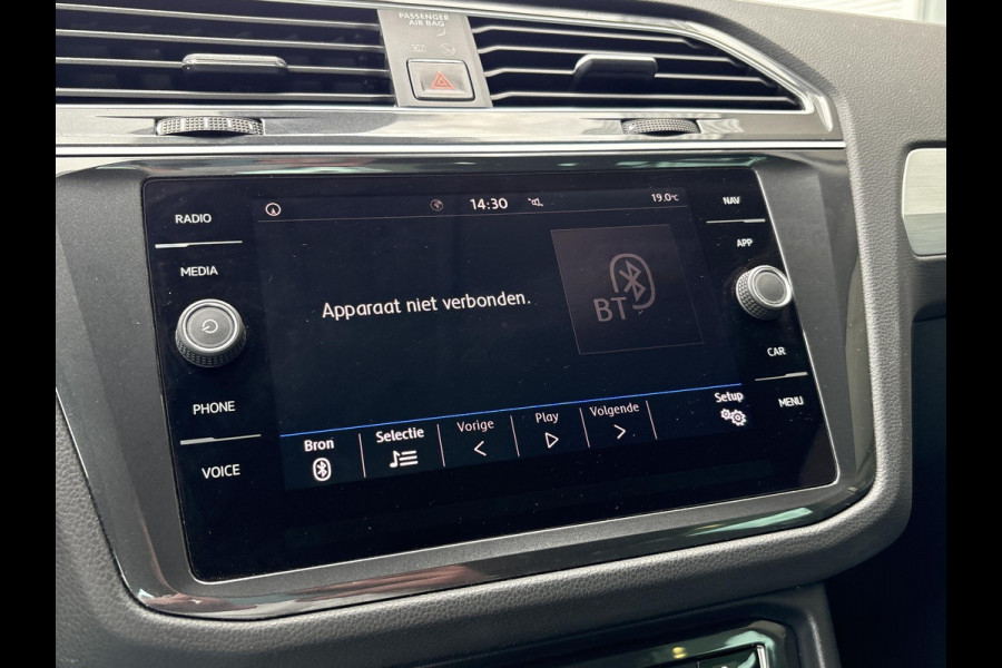 Volkswagen Tiguan 1.4 TSI Comfortline 125pk | Wegklapbare Trekhaak | Adaptive Cruise | Navi | Carplay |