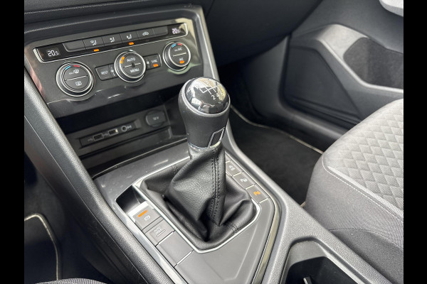 Volkswagen Tiguan 1.4 TSI Comfortline 125pk | Wegklapbare Trekhaak | Adaptive Cruise | Navi | Carplay |