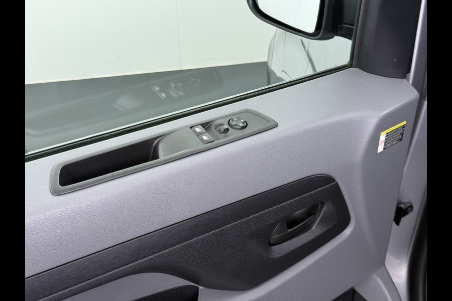 Opel Vivaro-e L2H1 Edition 75kWh Automaat Navi 360°Camera Airco Apple Carplay Android Auto Cruise Control Regen-Lichtsensor Pdc SOH 89,6% Achterklep Schuifdeur Wandbetimmering DAB 1e Eigenaar Dealeronderhouden Origineel Nederlandse Auto
