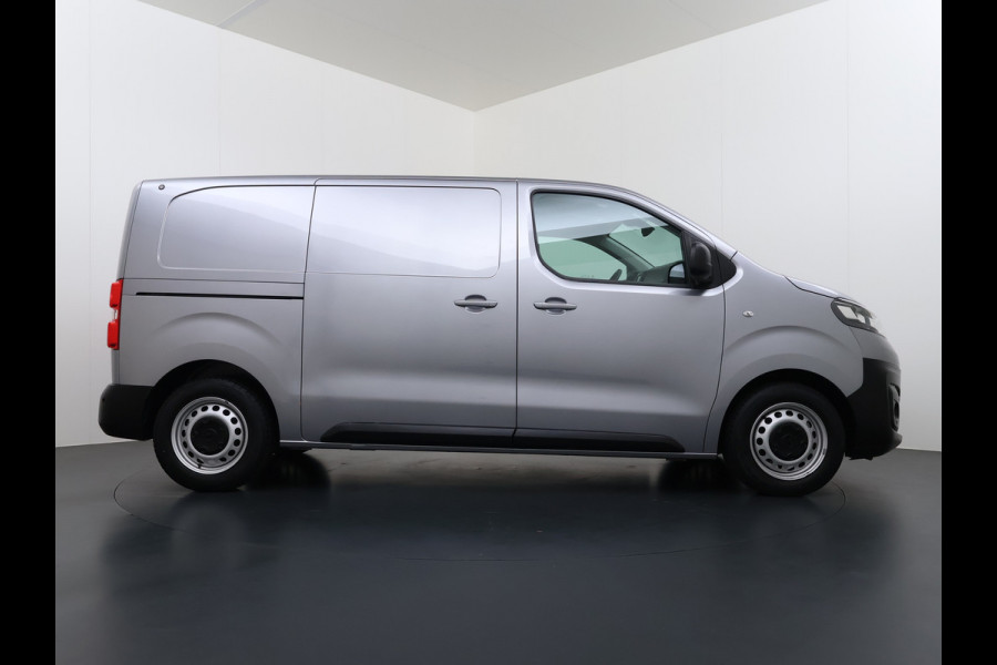 Opel Vivaro-e L2H1 Edition 75kWh Automaat Navi 360°Camera Airco Apple Carplay Android Auto Cruise Control Regen-Lichtsensor Pdc SOH 89,6% Achterklep Schuifdeur Wandbetimmering DAB 1e Eigenaar Dealeronderhouden Origineel Nederlandse Auto
