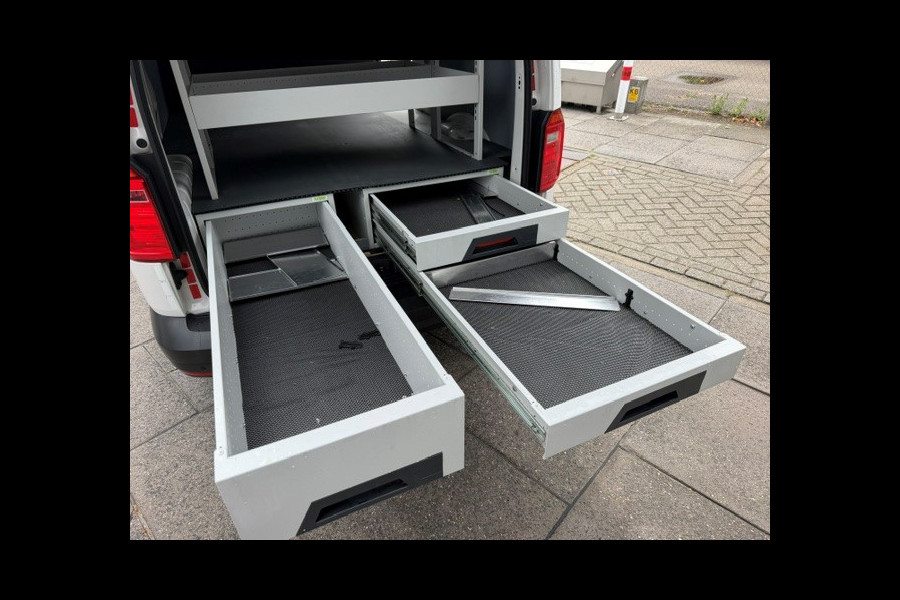 Volkswagen Caddy 1.4 TGI L2H1 EcoFuel Maxi AIRCO I MULTIMEDIA I CRUISE CONTROL I 1e EIGENAAR I COMPLETE ONDERHOUDSHISTORIE I RIJDEN OP GROEN GAS = CO2 NEUTRAAL 220-VOLT CONVERTER