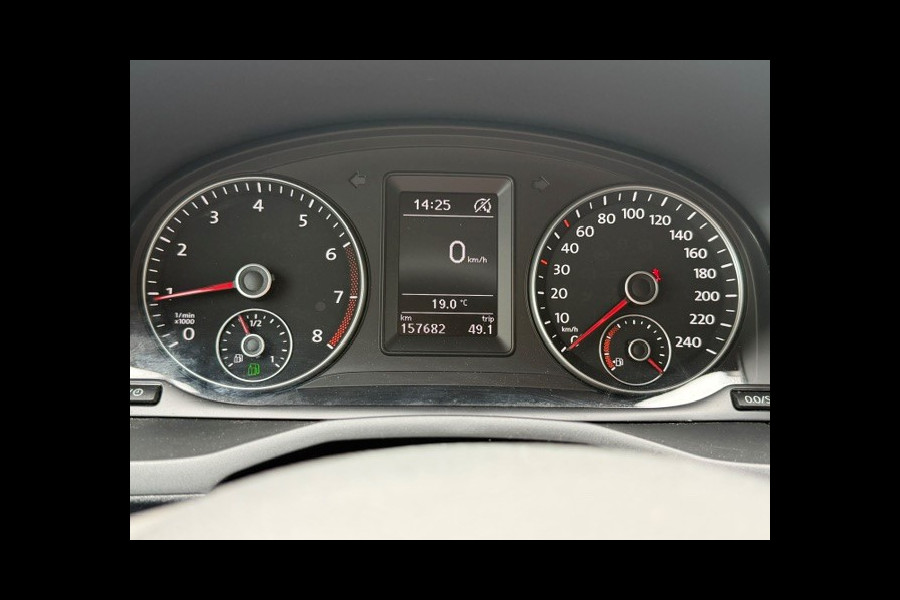 Volkswagen Caddy 1.4 TGI L2H1 EcoFuel Maxi AIRCO I MULTIMEDIA I CRUISE CONTROL I 1e EIGENAAR I COMPLETE ONDERHOUDSHISTORIE I RIJDEN OP GROEN GAS = CO2 NEUTRAAL 220-VOLT CONVERTER