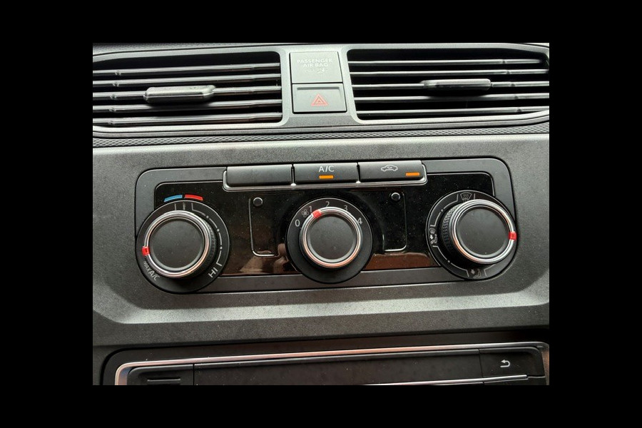 Volkswagen Caddy 1.4 TGI L2H1 EcoFuel Maxi AIRCO I MULTIMEDIA I CRUISE CONTROL I 1e EIGENAAR I COMPLETE ONDERHOUDSHISTORIE I RIJDEN OP GROEN GAS = CO2 NEUTRAAL 220-VOLT CONVERTER