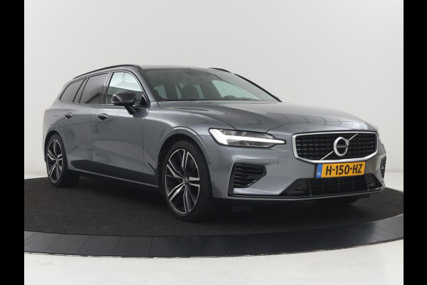 Volvo V60 2.0 T8 Twin Engine AWD R-Design | Trekhaak | Stoelverwarming | Carplay | Sportstoelen | Half leder | Navigatie | Camera | Side Assist | 19'' velgen | Full LED | Standkachel | Cruise control | PHEV | Plug In