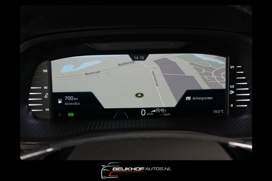Škoda Octavia Combi 1.0 e-TSI Business Pano Trekhaak Carplay