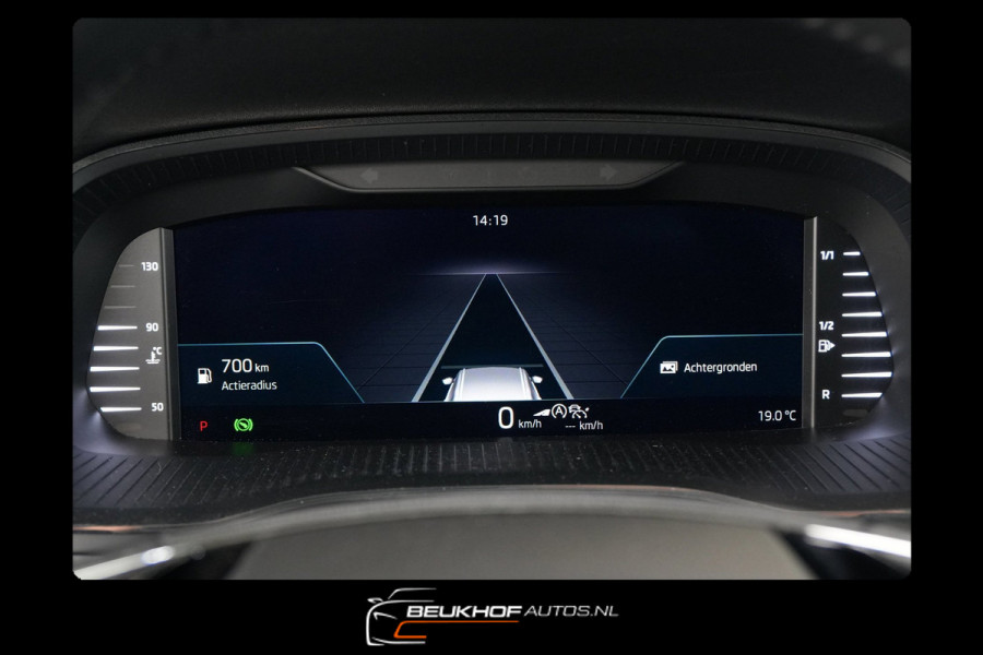 Škoda Octavia Combi 1.0 e-TSI Business Pano Trekhaak Carplay