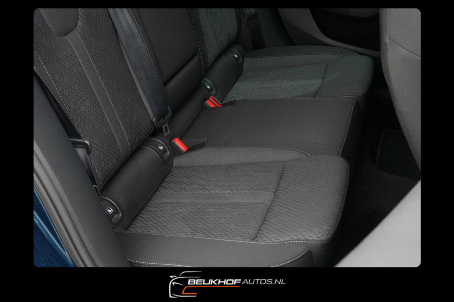 Škoda Octavia Combi 1.0 e-TSI Business Pano Trekhaak Carplay