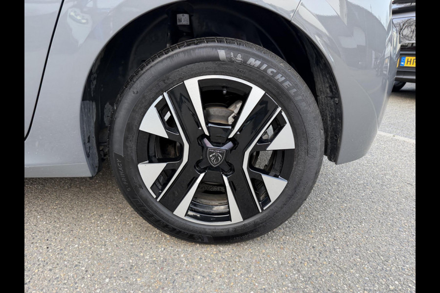 Peugeot 208 Hybrid e-DCS6 Allure VAN: 23.900,- VOOR: 19.877,- UW WKVOORDEEL: 4.023,- | RIJKLAARPRIJS | FABRIEKSGARANTIE t/m 03-2027 | TOPSTAAT! | KEYLESS ENTRY | APPLE CARPLAY-ANDROID AUTO| PARKEERSENSOREN VOOR EN ACHTER |