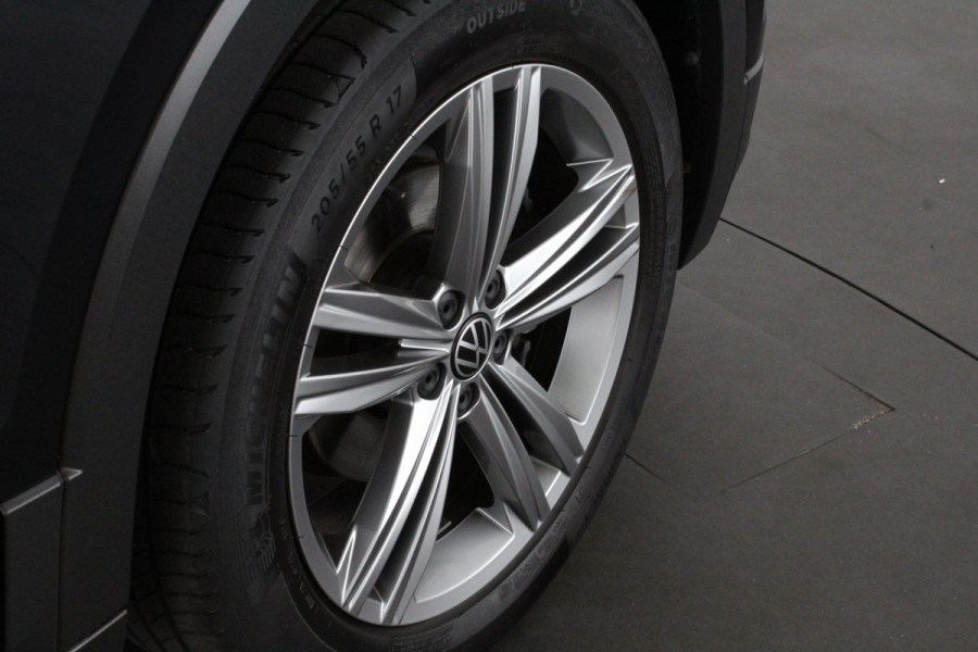 Volkswagen T-Cross 1.0 TSI Life Business > Achteruitrijcamera/17inch/Automaat/Stoelverwarming...