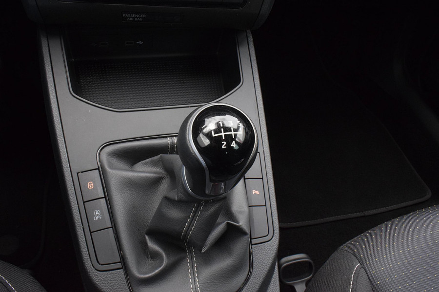 Seat Ibiza 1.0 EcoTSI Style Business Intense | LED | Stoelverwarming | Climate | CarPlay