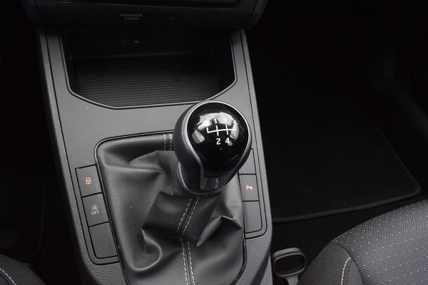 Seat Ibiza 1.0 EcoTSI Style Business Intense | LED | Stoelverwarming | Climate | CarPlay