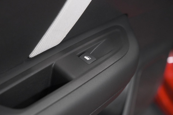 Citroën C4 1.2 Hybrid 145pk Max | 360 Camera | Adaptieve Cruise Control | Navigatie | Apple Carplay