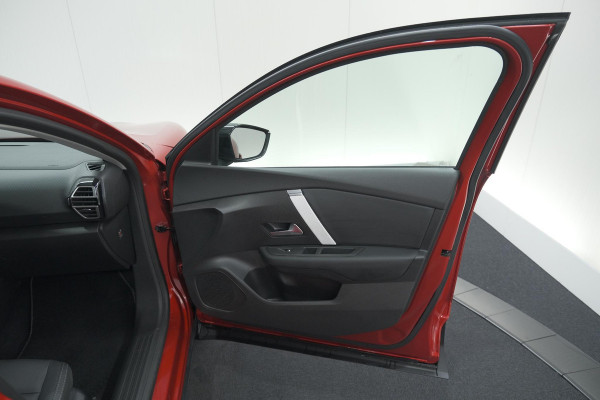 Citroën C4 1.2 Hybrid 145pk Max | 360 Camera | Adaptieve Cruise Control | Navigatie | Apple Carplay