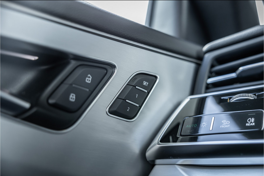 Audi Q8 60 TFSI e quattro Pro Line S Competition - S Line | RS Seats | B&O | Luchtvering | Elek. Trekhaak | Memory