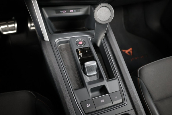 CUPRA Formentor 1.4 e-Hybrid VZ Performance LED/VIRTUAL/SFEER/HALF LEDER+S.VERWARMING/19" LMV/CAM/ACC/ECC/12 MND GARANTIE!