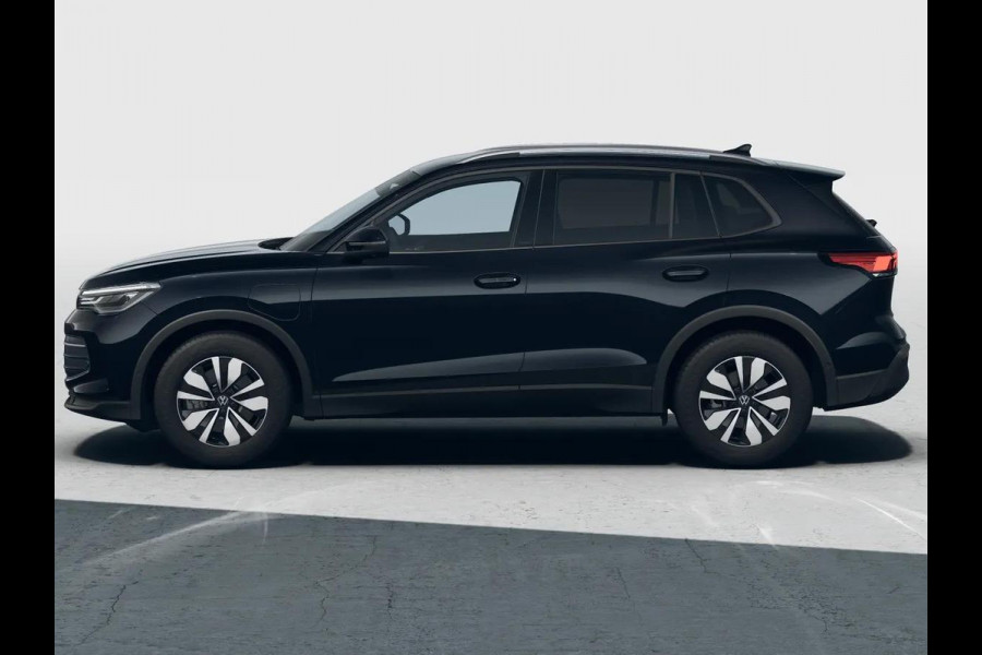 Volkswagen Tiguan Limited Edition 1.5 eHybrid 150 kW / 204 PK SUV 6 Stoelverwarming | Trekhaak | 360 camera