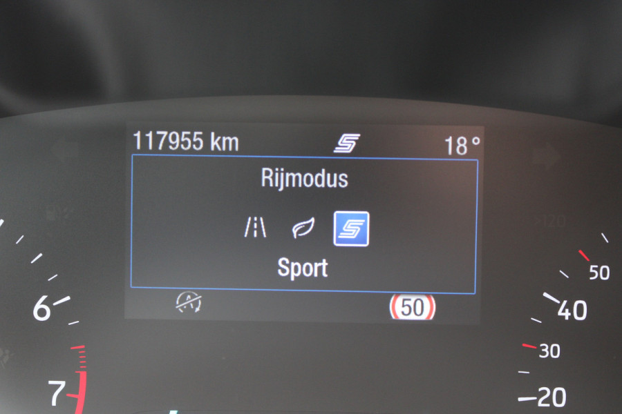 Ford FOCUS Wagon 1.0 EcoBoost Titanium Business | Trekhaak | BLIS | Camera | Winterpack
