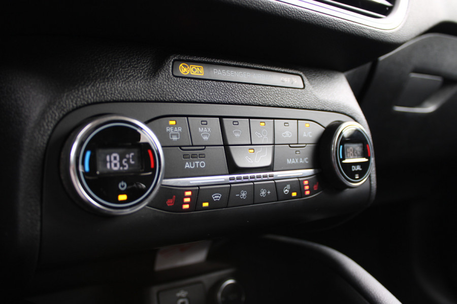 Ford FOCUS Wagon 1.0 EcoBoost Titanium Business | Trekhaak | BLIS | Camera | Winterpack