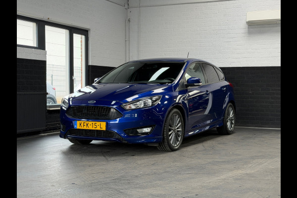 Ford Focus 1.0 ST-Line | Camera | 125PK | 6-Bak | Riem Vervangen | Camera | Verwarmd Stuurwiel