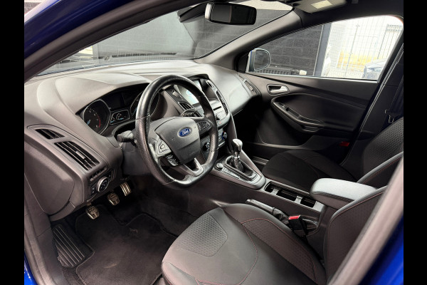 Ford Focus 1.0 ST-Line | Camera | 125PK | 6-Bak | Riem Vervangen | Camera | Verwarmd Stuurwiel
