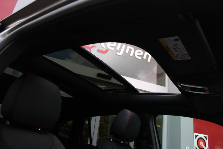 Mercedes-Benz GLA 250 e AMG Line | PANORAMISCH SCHUIF/KANTEL DAK | SFEER VERLICHTING | ELEKTRISCH BEDIENBARE VOORSTOELEN MET GEHEUGENFUNCTIE EN "ZITKINEMATICA" | DRAADLOZE APPLE CARPLAY/ANDROID AUTO | NIGHT PAKKET: DAKRELING ZWART, ZIJRUITEN EN ACHTERRUITEN ZWART, LICHTMETALEN VELGEN 19" ZWART | HEAD UP DISPLAY | REALITY-NAVIGATIE  | 360° CAMERA | MULTI BEAM LED KOPLAMPEN | DODEHOEK DETECTIE | ADAPTIVE CRUISE CONTROL | KEYLESS GO | ELEKTRISCH BEDIENBARE ACHTERKLEP | DRAADLOZE TELEFOONLADER | PREMIUM AUDIO | STOEL VERWARMING |