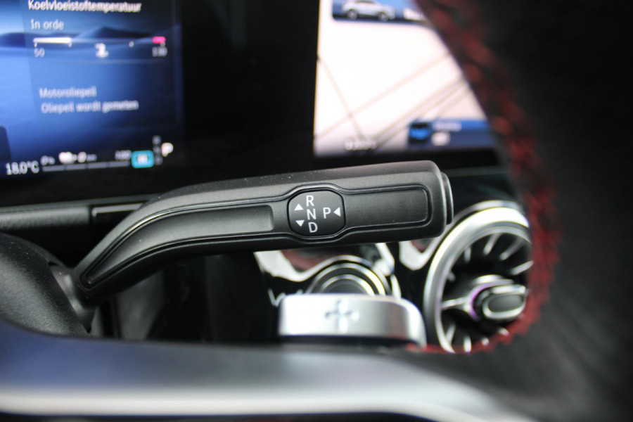 Mercedes-Benz GLA 250 e AMG Line | PANORAMISCH SCHUIF/KANTEL DAK | SFEER VERLICHTING | ELEKTRISCH BEDIENBARE VOORSTOELEN MET GEHEUGENFUNCTIE EN "ZITKINEMATICA" | DRAADLOZE APPLE CARPLAY/ANDROID AUTO | NIGHT PAKKET: DAKRELING ZWART, ZIJRUITEN EN ACHTERRUITEN ZWART, LICHTMETALEN VELGEN 19" ZWART | HEAD UP DISPLAY | REALITY-NAVIGATIE  | 360° CAMERA | MULTI BEAM LED KOPLAMPEN | DODEHOEK DETECTIE | ADAPTIVE CRUISE CONTROL | KEYLESS GO | ELEKTRISCH BEDIENBARE ACHTERKLEP | DRAADLOZE TELEFOONLADER | PREMIUM AUDIO | STOEL VERWARMING |