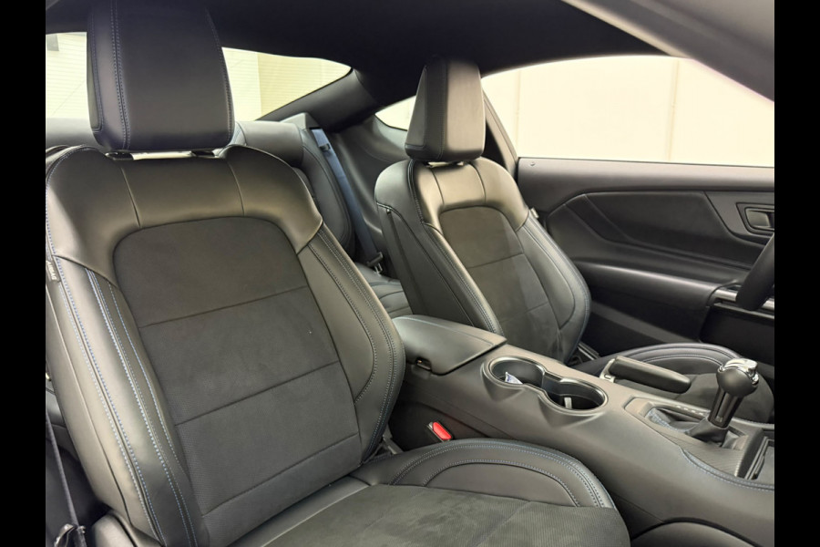 Ford USA Mustang GT 5.0 V8 Dark Horse Carbon B&O