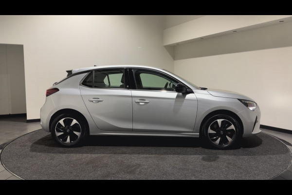Opel CORSA-E Elegance 50 kWh | Achteruitrijcamera | Wartmepomp | Hill Hold | Soh (batterijcheck) Waarde 98,6 %