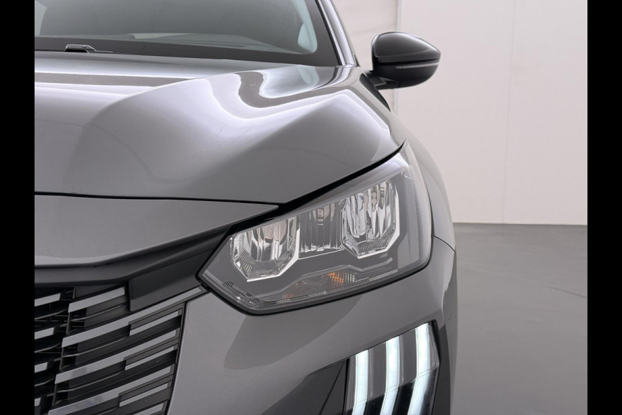 Peugeot 208 1.2 Hybrid 110 e-DCS6 Allure VAN: 23.900,- VOOR: 19.877,- UW WKVOORDEEL: 4.023,- | FABRIEKSGARANTIE t/m 03-2027 | TOPSTAAT! | KEYLESS ENTRY | APPLE CARPLAY-ANDROID AUTO| PARKEERSENSOREN VOOR EN ACHTER |