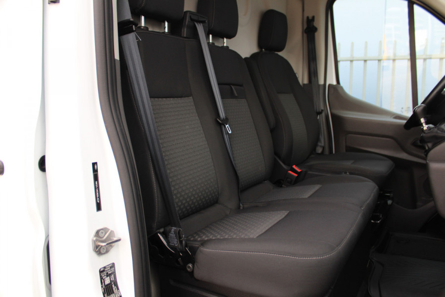 Ford Transit 350 2.0 TDCI L3H2 Trend Nette bedrijfswagen die u nog jaren van dienst kan zijn !  Navigatie, Cruise Controle, Airco, Stoelverwarming, PDC V/A,