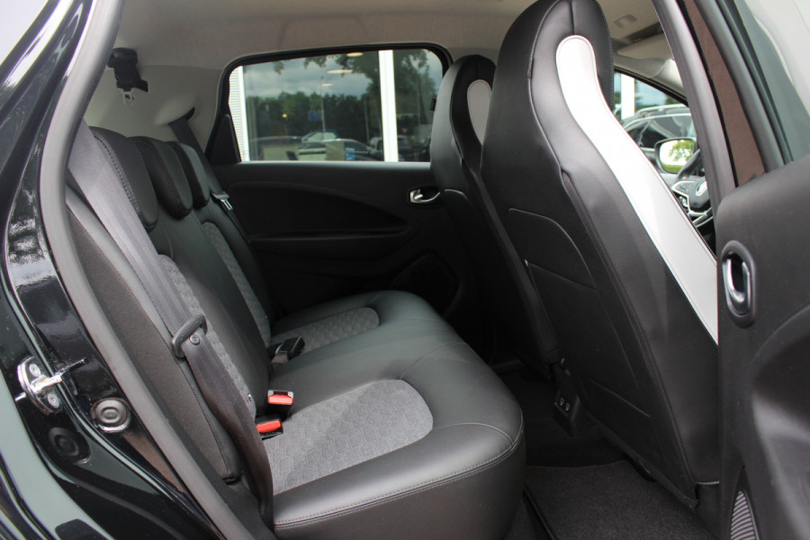 Renault ZOE R135 Intens 52 kWh / SoH 89,5% / Snelladen / Camera / CarPlay / Warmtepomp / Keyless / 16'' / Half leder / Dodehoek / Stuur+Stoelverwarming / DAB / Cruise Control