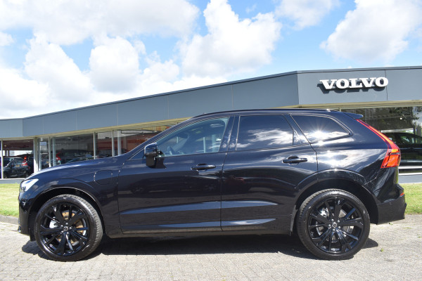 Volvo XC60 T6 350PK AWD Ultra Black Edition | BLIS | HUD | Panodak | Stoelverwarm Voor/Achter | Adapt. Cruise | H&K |