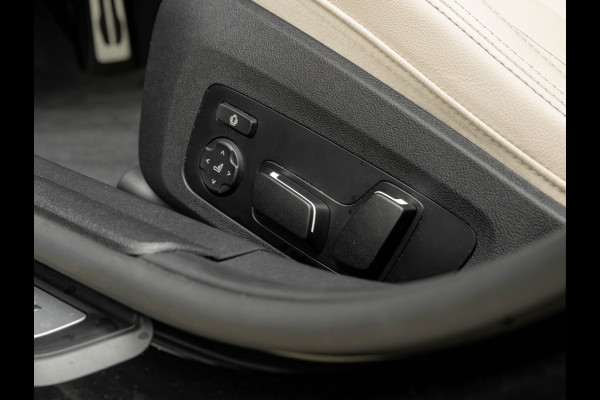 BMW 3 Serie Touring 330e xDrive M-Sport - Long Range - Pano - Driving Ass Prof - Trekhaak - Head-up
