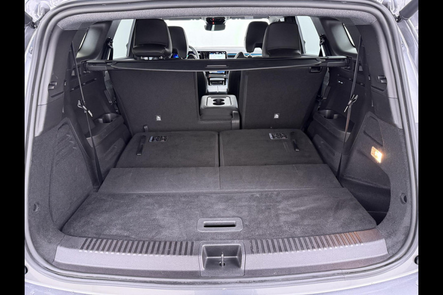 Renault Espace E-Tech full hybrid 200 esprit Alpine 7pl VAN: 41.900,- VOOR: 36.877,- UW WKVOORDEEL: 5.023,- | 7 PERSOONS | 20 INCH | ADAPTIEVE CRUISE CONTROL | FABRIEKSGARANTIE T/M 07-2027 | STOEL- & STUURVERWARMING | BTW VERREKENBAAR