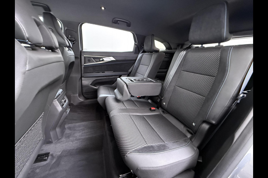 Renault Espace E-Tech full hybrid 200 esprit Alpine 7pl VAN: 41.900,- VOOR: 36.877,- UW WKVOORDEEL: 5.023,- | 7 PERSOONS | 20 INCH | ADAPTIEVE CRUISE CONTROL | FABRIEKSGARANTIE T/M 07-2027 | STOEL- & STUURVERWARMING | BTW VERREKENBAAR