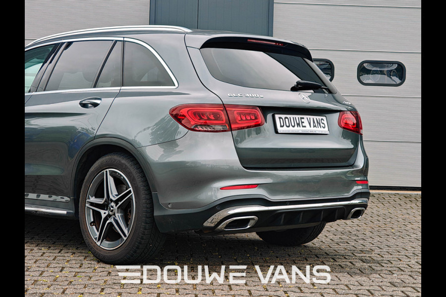 Mercedes-Benz GLC 300e 4MATIC Panorama Burmester 360 Camera