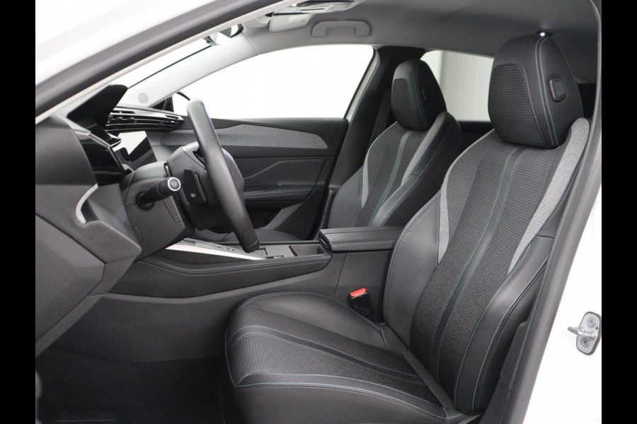 Peugeot 308 1.6 HYbrid 180 Allure Pack Business | Half leder | Adaptive cruise | Carplay | Camera | Navigatie | Side Assist | Full LED | Climate control | Parkeerhulp | PHEV | Plug In