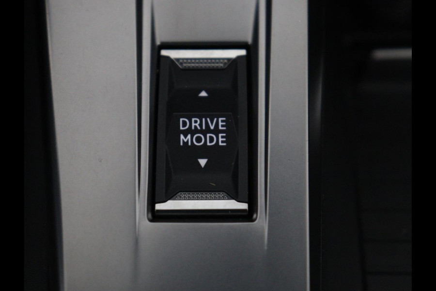 Peugeot 308 1.6 HYbrid 180 Allure Pack Business | Half leder | Adaptive cruise | Carplay | Camera | Navigatie | Side Assist | Full LED | Climate control | Parkeerhulp | PHEV | Plug In