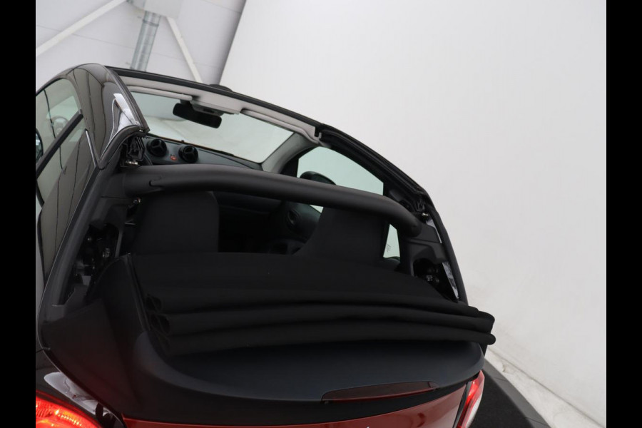 Smart Fortwo EQ Comfort 18 kWh | SOH 92,2% | Carplay | Cruise control | Climate control | Elektrisch vouwdak | Parkeerhulp | Bluetooth | Cabriolet